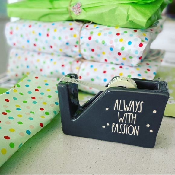 Meet your Posher, Amanda - Picture 2 of 3